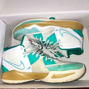 Nike Kyrie InfinityKeep Sue Fresh size 10.5